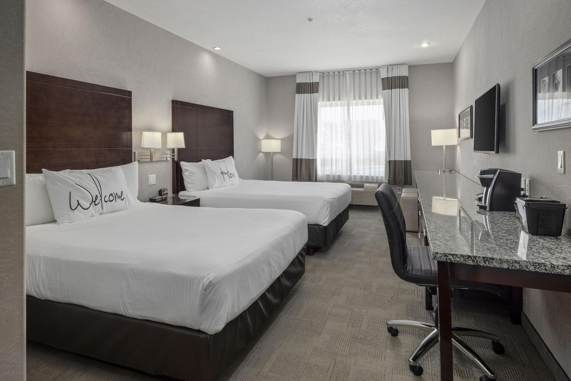 Home Inn & Suites Regina Airport מראה חיצוני תמונה