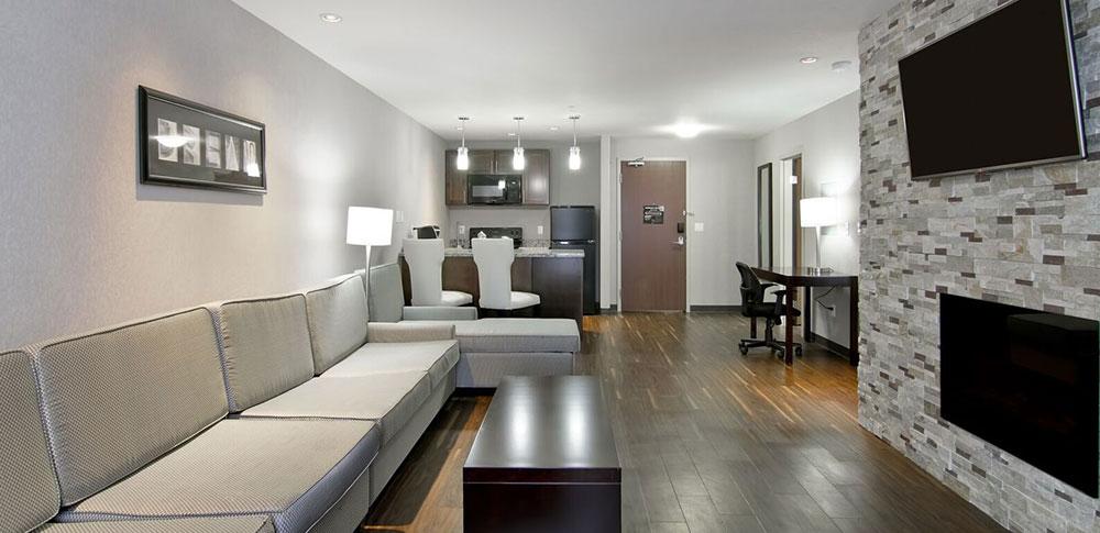 Home Inn & Suites Regina Airport מראה חיצוני תמונה