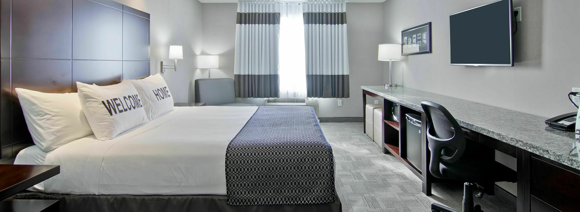 Home Inn & Suites Regina Airport מראה חיצוני תמונה